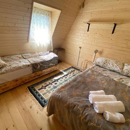 Guesthouse Venera Μέστια Εξωτερικό φωτογραφία