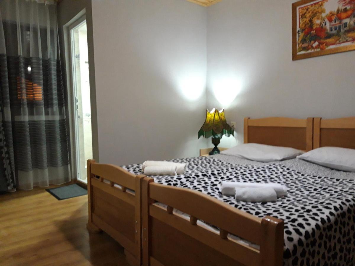 Guesthouse Venera Μέστια Εξωτερικό φωτογραφία