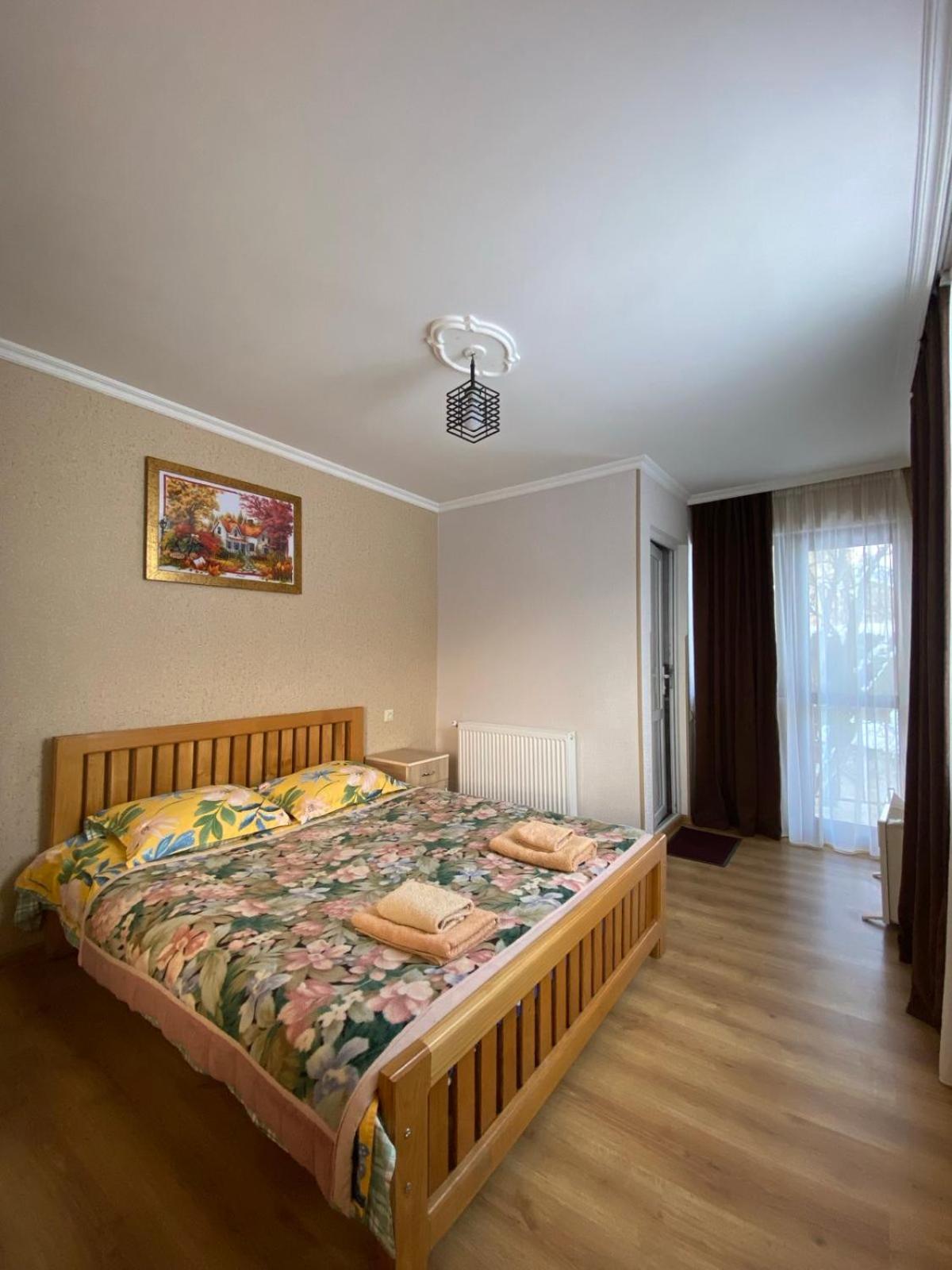 Guesthouse Venera Μέστια Εξωτερικό φωτογραφία